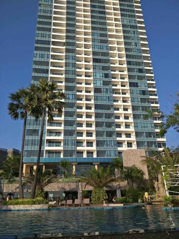 The Palm Wongamat Beach Pattaya ภายนอก รูปภาพ