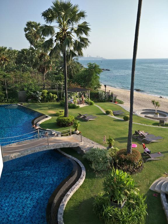 The Palm Wongamat Beach Pattaya ภายนอก รูปภาพ